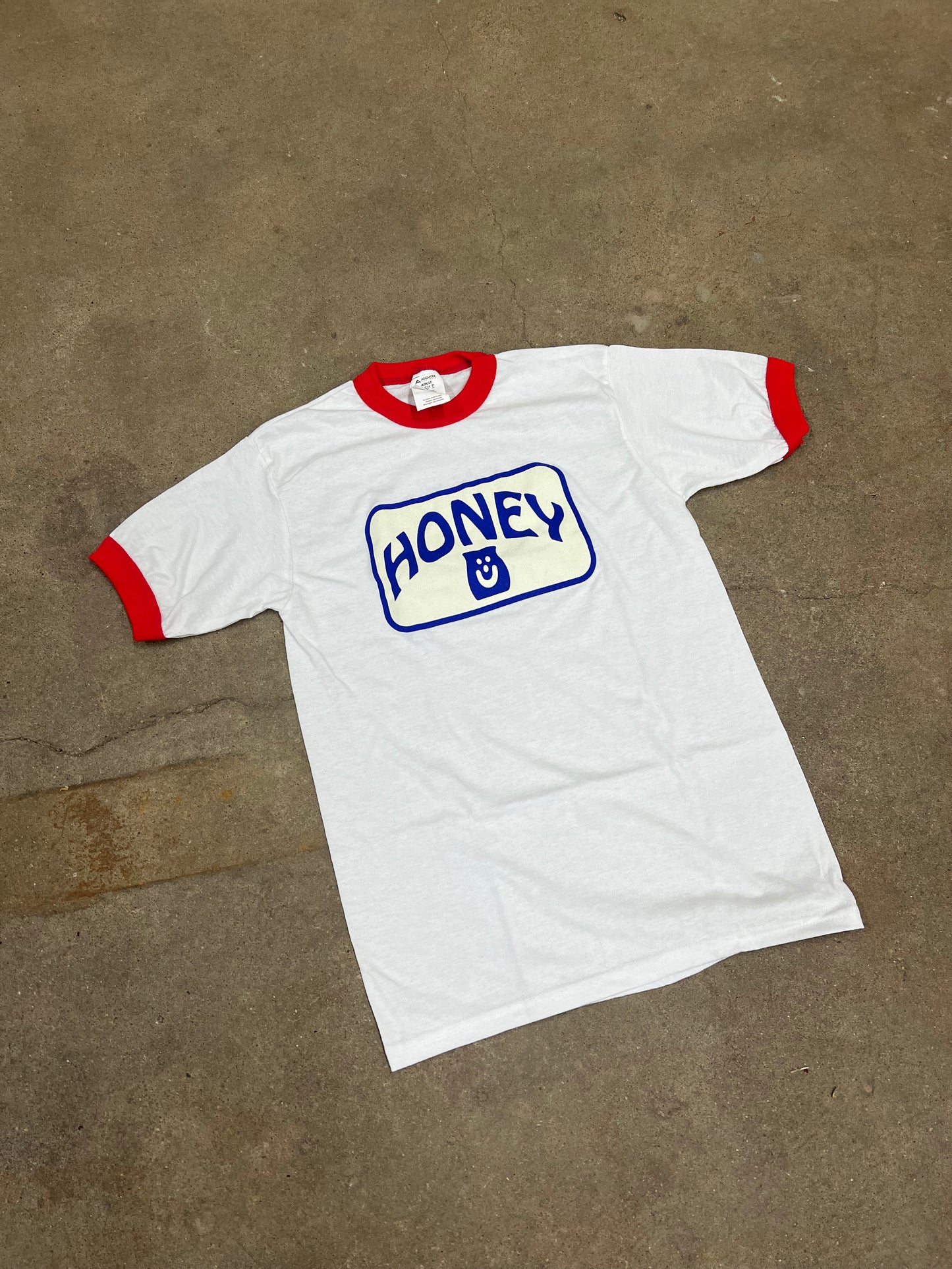 HONEY RINGER TEE