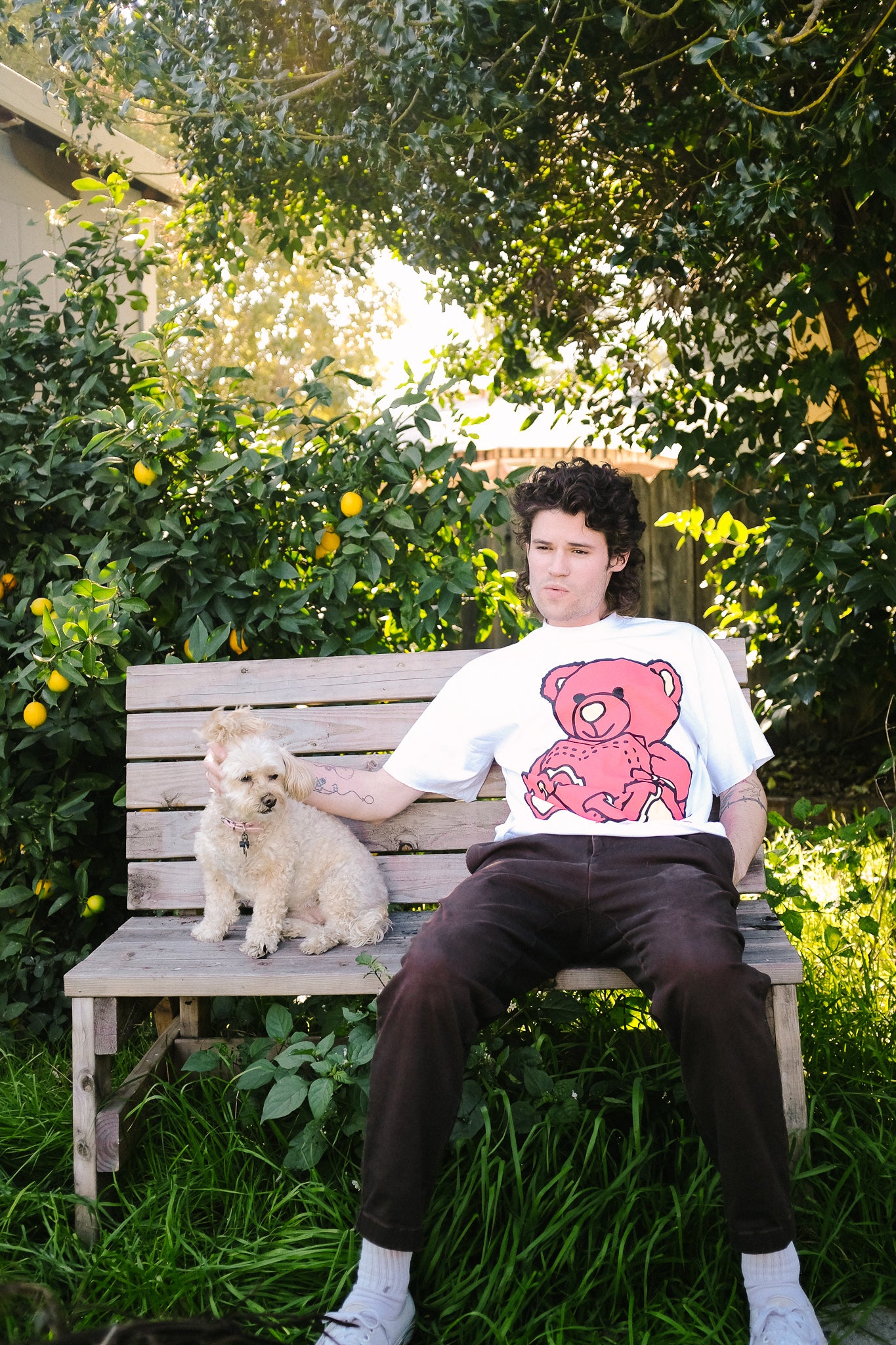 MOM JEANS BEAR TEE