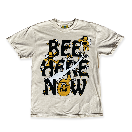 BEE HERE NOW TEE