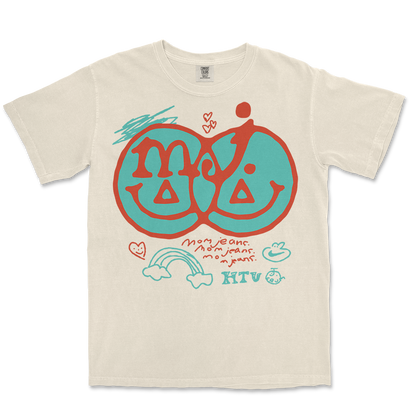 MOM JEANS. SCRIBBLE TEE