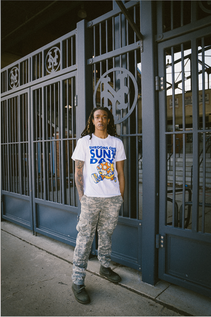 SUNNY DAY TEE
