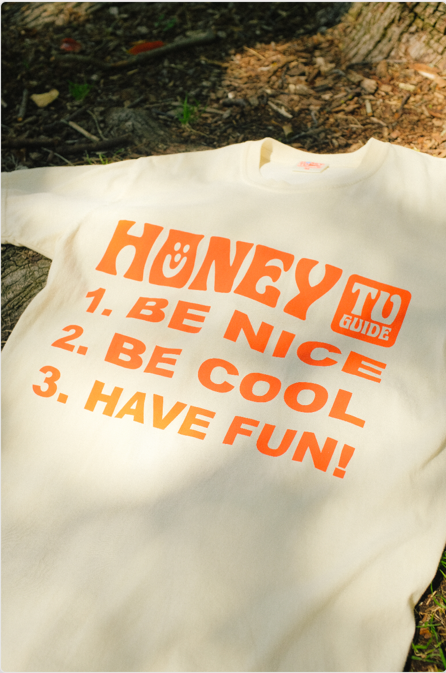HONEY TV GUIDE TEE