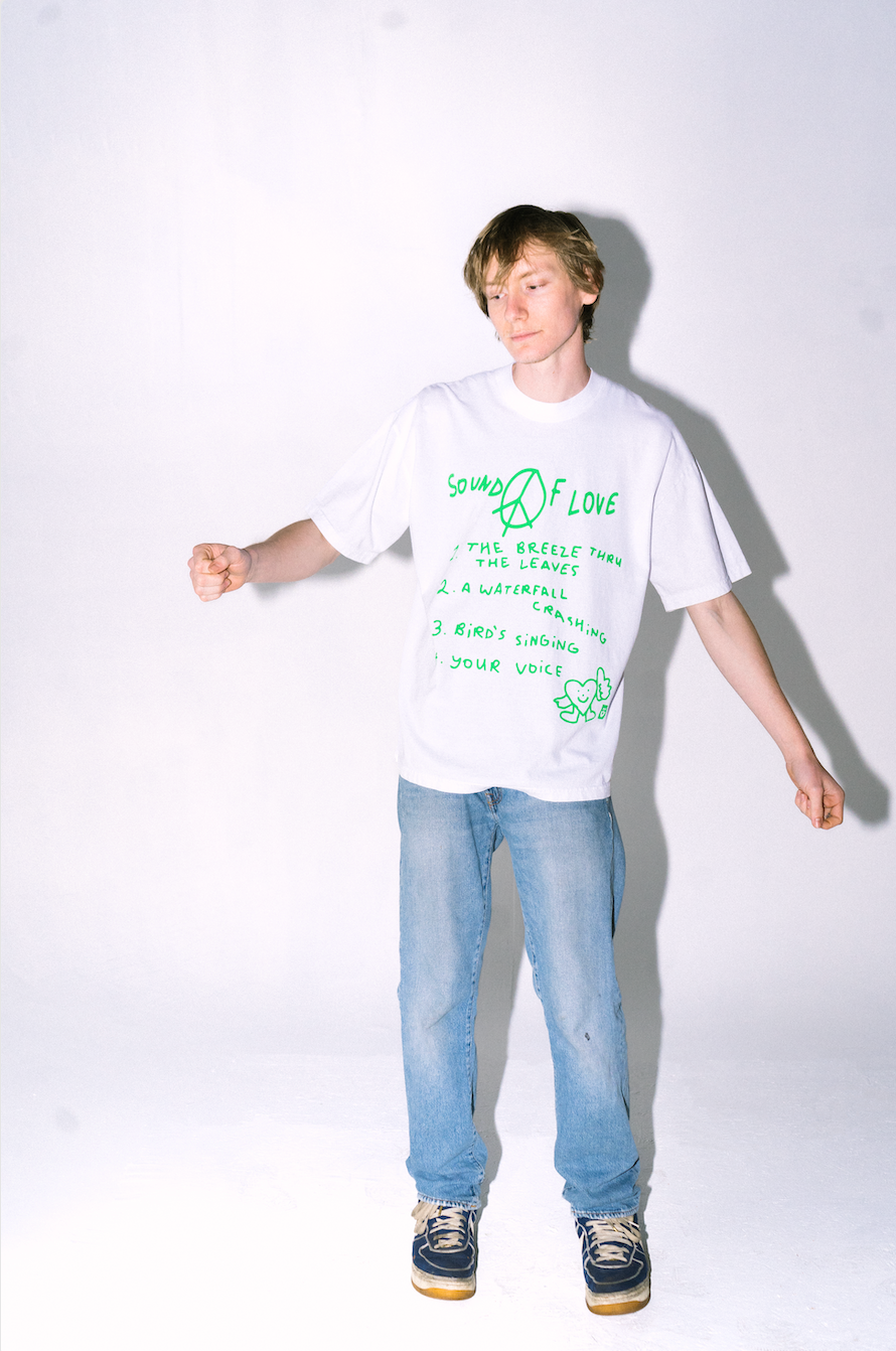 PEACE TEE