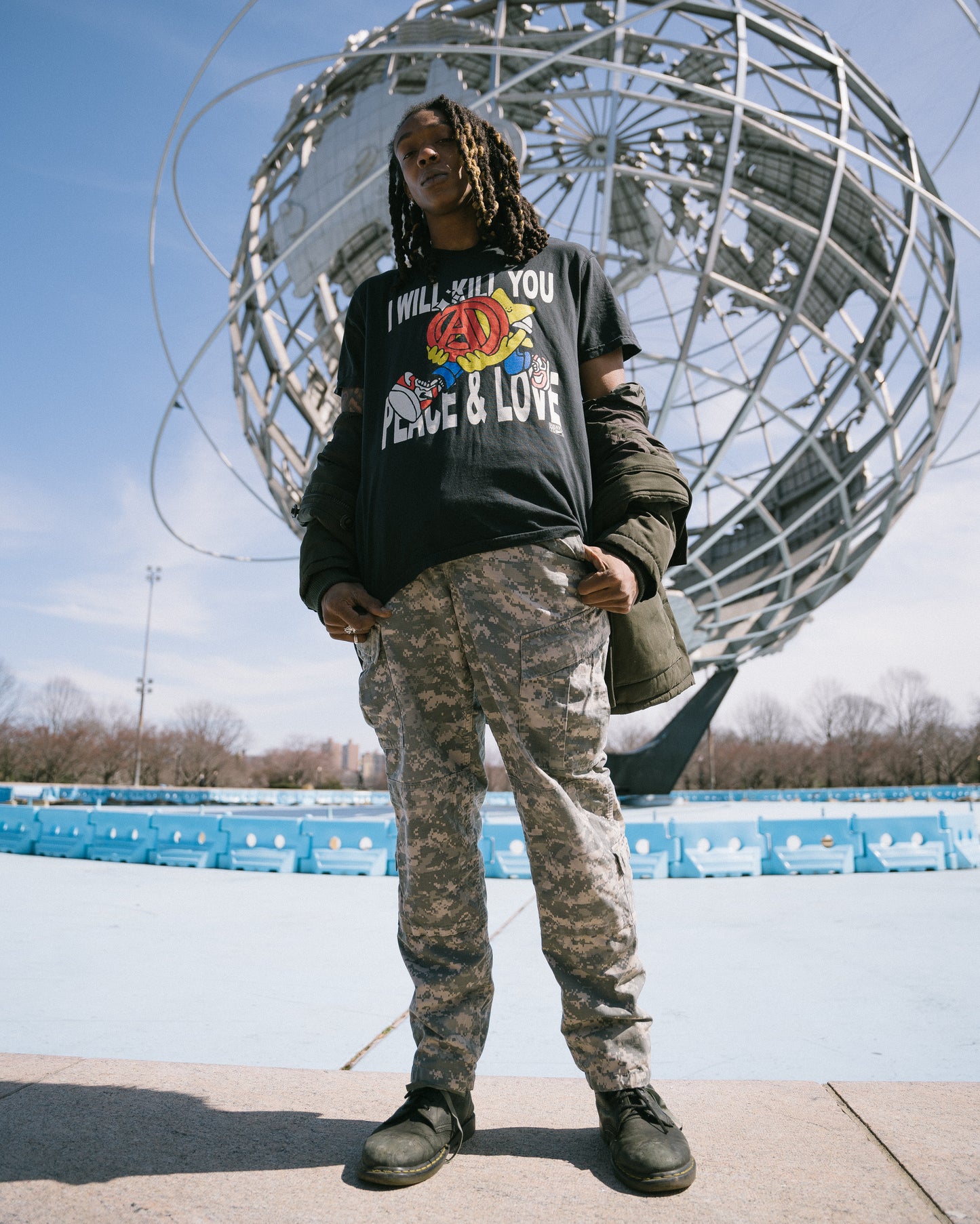 PEACE & LOVE TEE 1